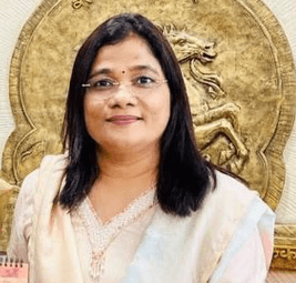 Nisha Dabhade